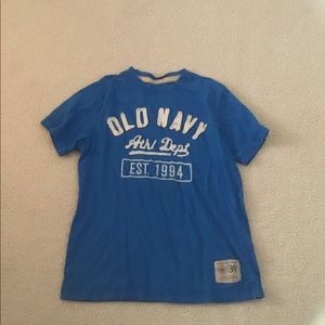 Blue old navy T - shirt